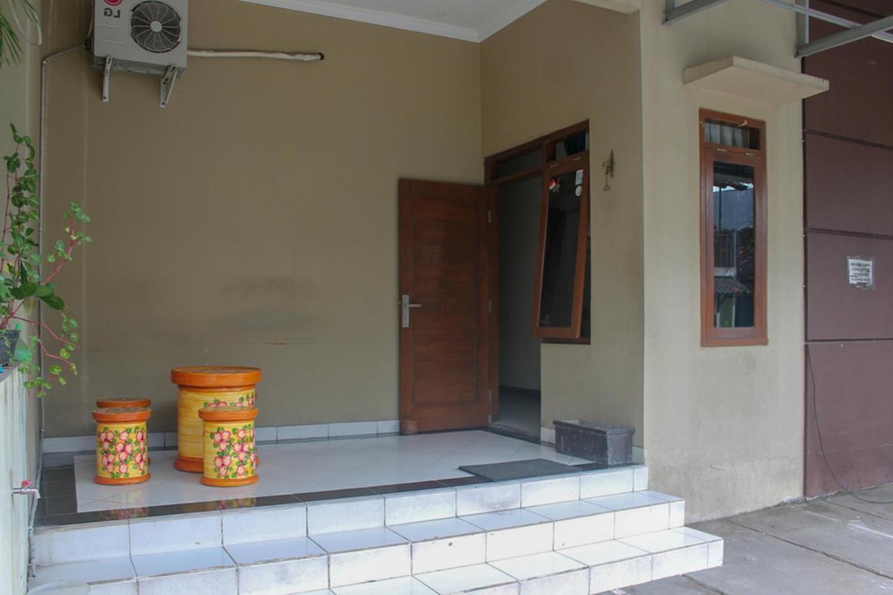 Koolkost Syariah Near Universitas Ahmad Dahlan Kampus 1 Yogyakarta Dış mekan fotoğraf